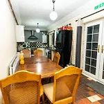 461 Shirley Road Hall Green B28 8Ql