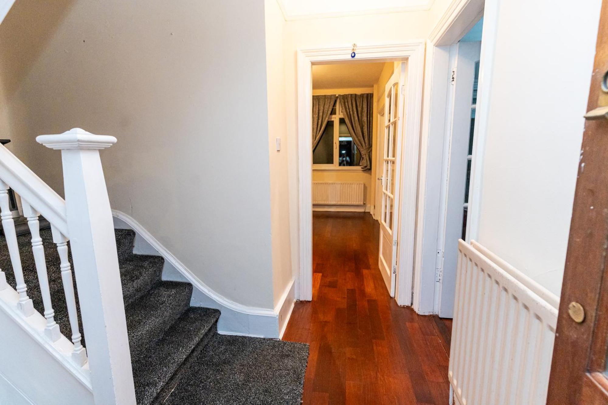 461 Shirley Road Hall B28 8ql Apartment