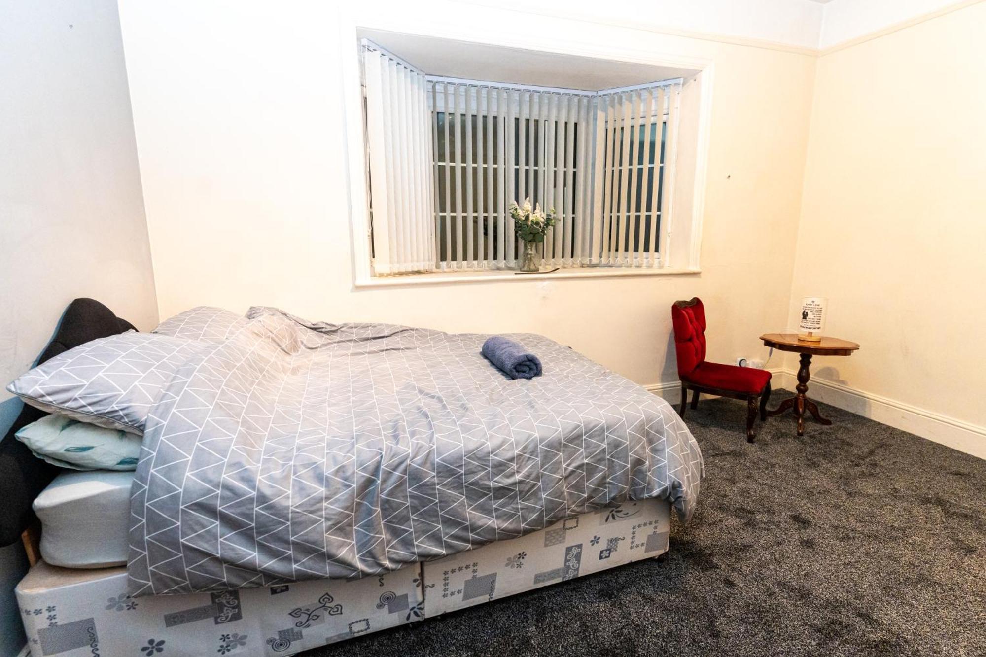 Apartment 461 Shirley Road Hall B28 8ql Birmingham
