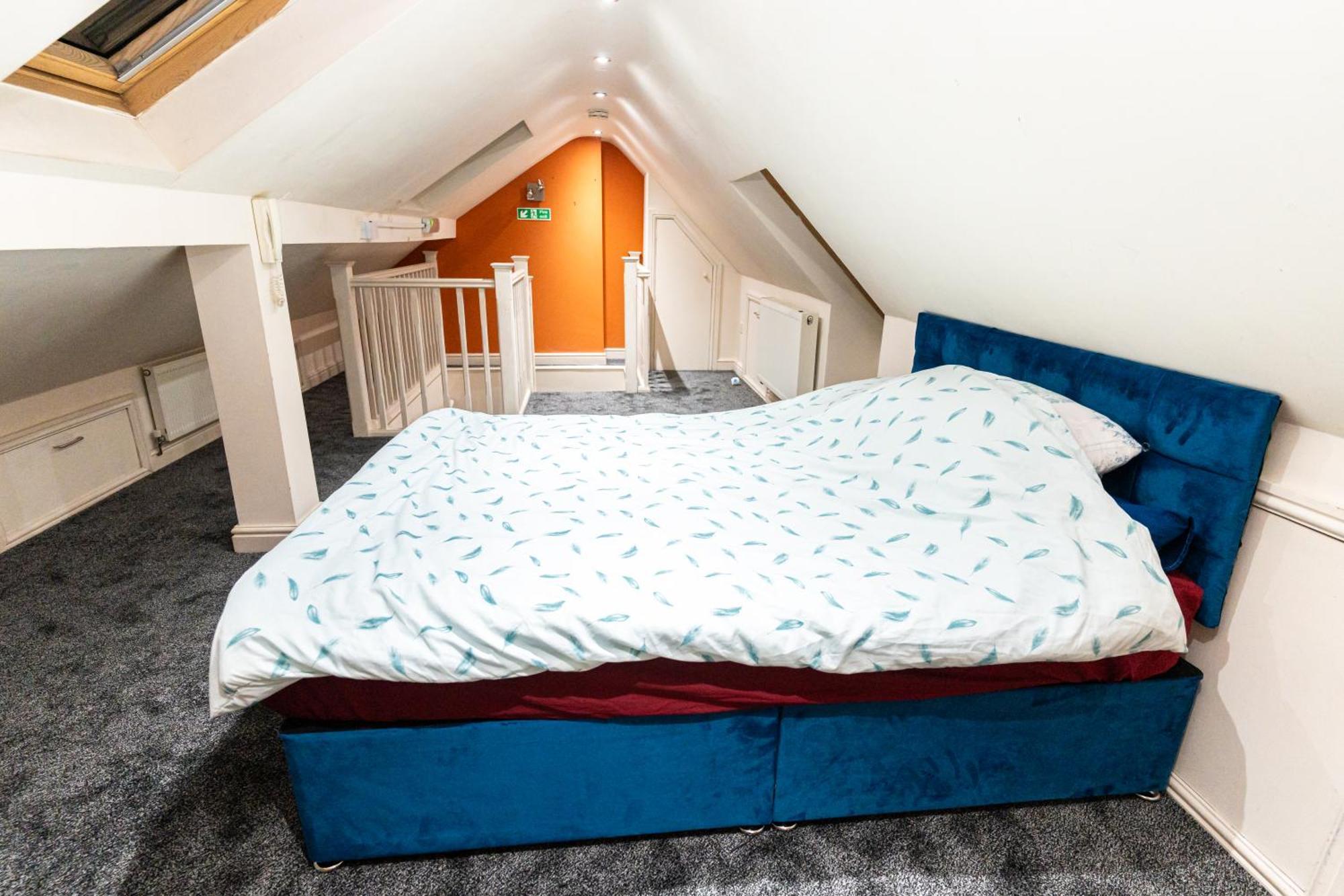 Apartment 461 Shirley Road Hall B28 8ql