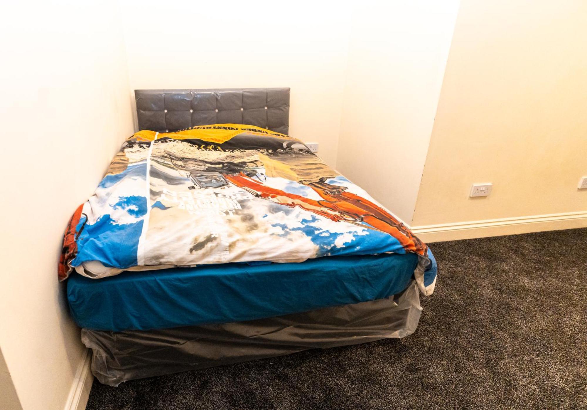 Apartment 461 Shirley Road Hall B28 8ql