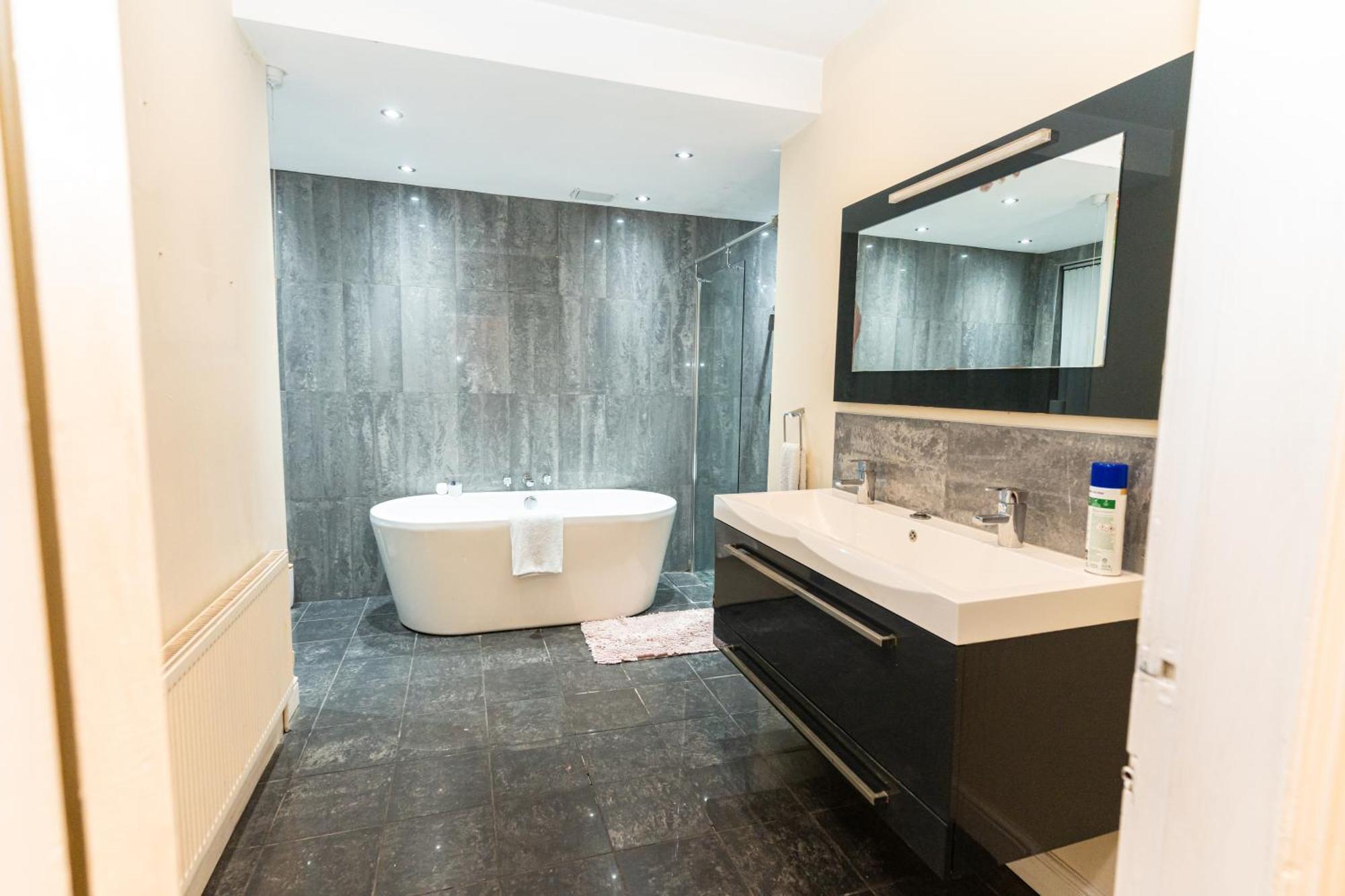 461 Shirley Road Hall B28 8ql