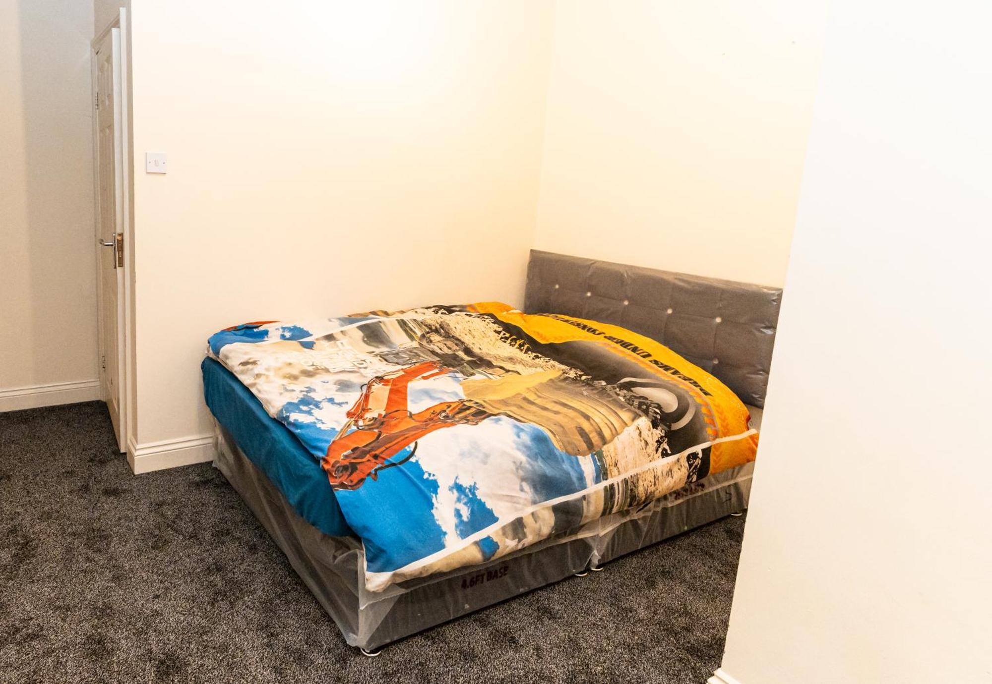 Apartment 461 Shirley Road Hall B28 8ql *